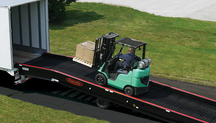 ground to dock ramp or portable yard ramp